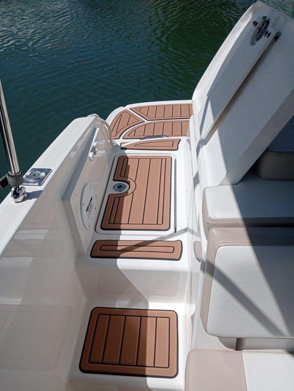 Bayliner Vr5 CC - Image 3